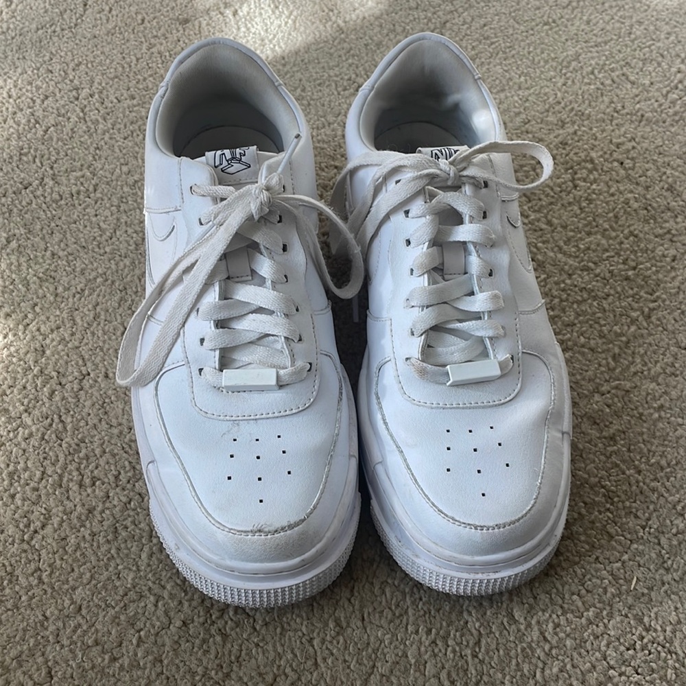 Women’s air force 1 pixel white. Size 10